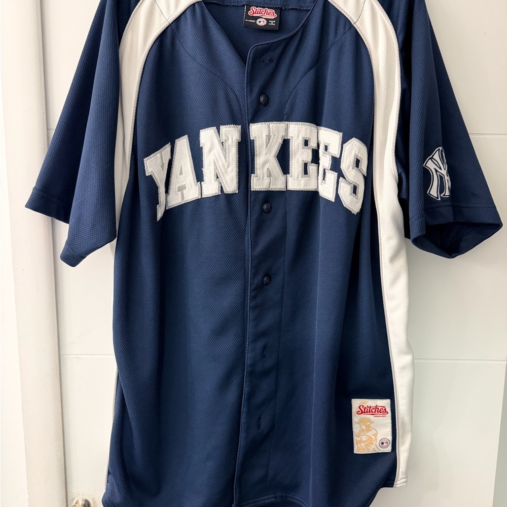 Stitches Athletic Gear in Navy Blue